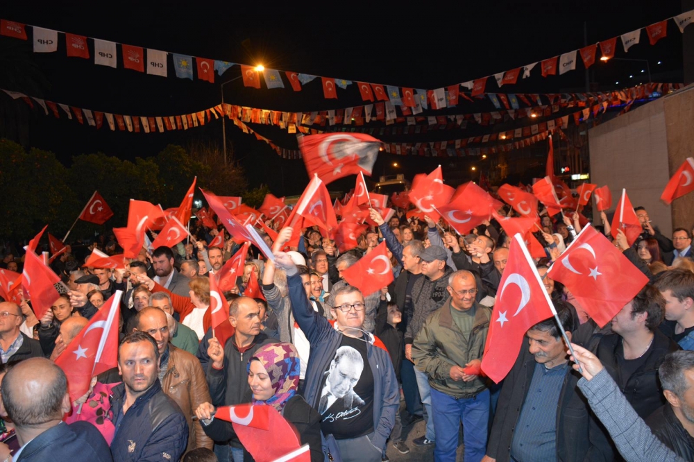 Nazilli sokakları Kürşat Başkan sloganıyla inledi! 1