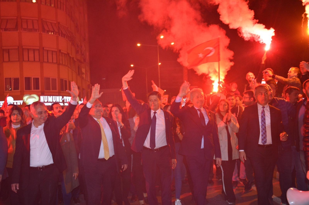 Nazilli sokakları Kürşat Başkan sloganıyla inledi! 15