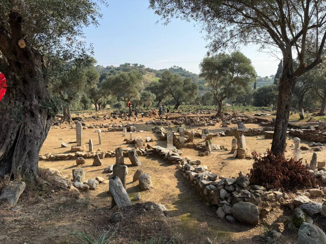 Nazilli’de Türk tarihini aydınlatan keşif!  Horasan Mezarlığı’nda Anadolu’daki ilk Türklerin izlerine rastlanıldı 6