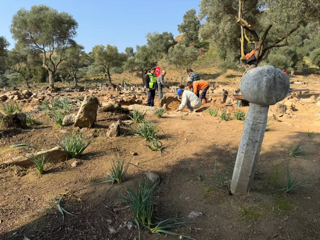 Nazilli’de Türk tarihini aydınlatan keşif!  Horasan Mezarlığı’nda Anadolu’daki ilk Türklerin izlerine rastlanıldı 7
