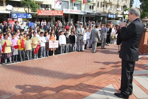 23 NİSAN TÖRENLERLE KUTLANDI 15