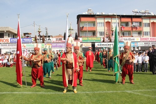 23 NİSAN TÖRENLERLE KUTLANDI 32