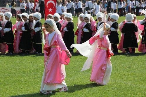 23 NİSAN TÖRENLERLE KUTLANDI 52