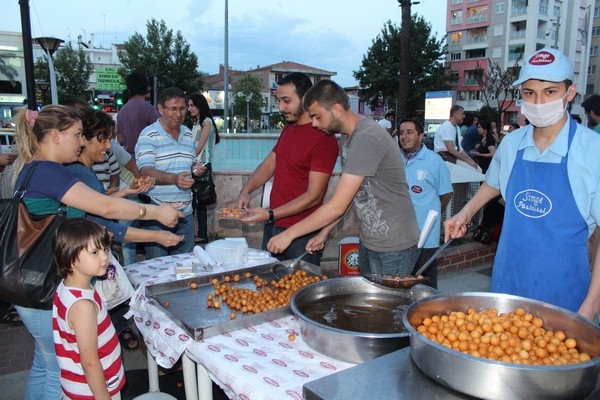 ‘ÇAPULCULAR HAYRINA’ LOKMA İKRAMI 5