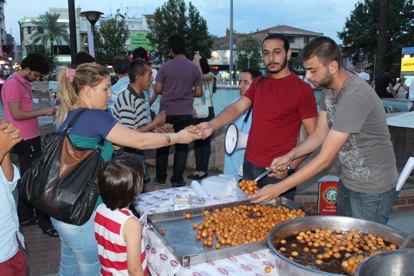 ‘ÇAPULCULAR HAYRINA’ LOKMA İKRAMI 7