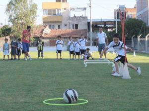 110 GENÇ YETENEK ‘FUTBOL’ ÖĞRENİYOR