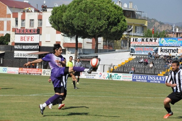 Nazilli Bozguna Uğradı 5-0 12