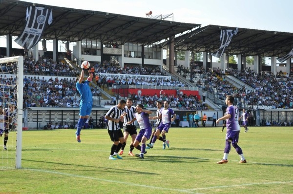 Nazilli Bozguna Uğradı 5-0 26