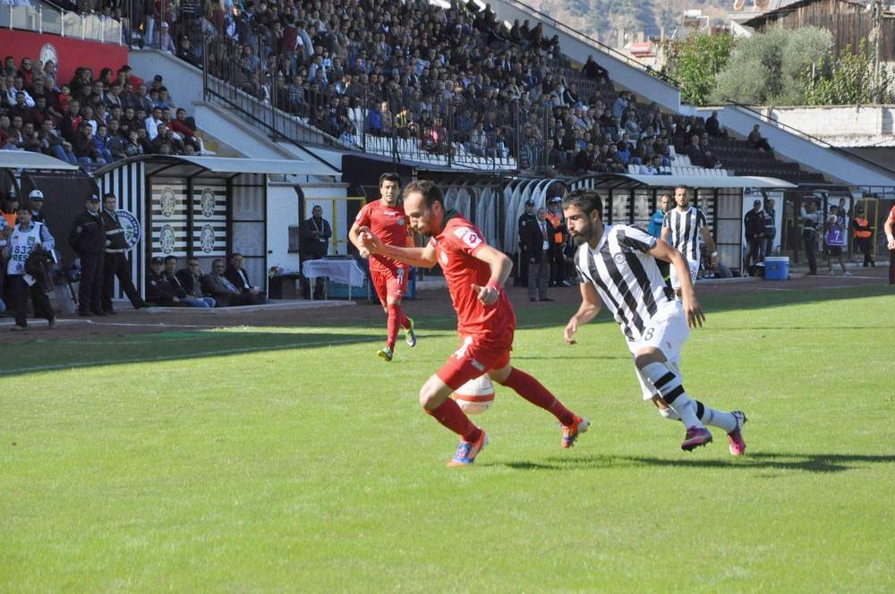 Nazilli’de ‘ÇİFTE’ bayram 3-2 9