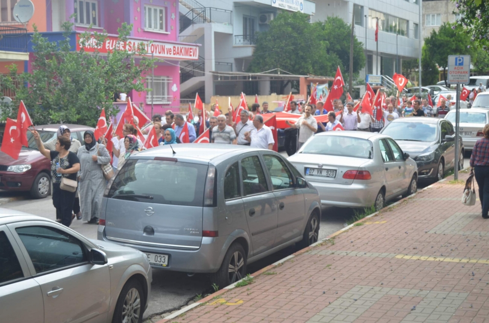 Nazilli’de ‘Bayrağa Saygı Yürüyüşü’ düzenlendi 14