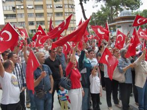 Nazilli’de ‘Bayrağa Saygı Yürüyüşü’ düzenlendi