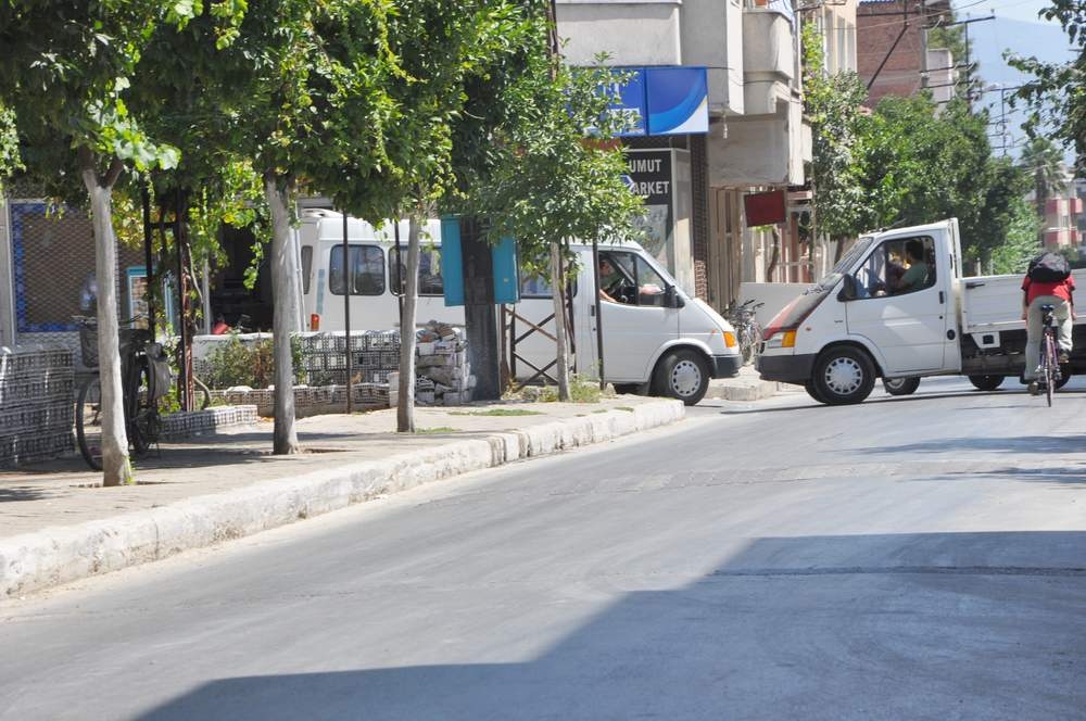 SOKAK SAKİNLERİ İSYANDA: ’85 SOKAK’A ÇARE YOK MU?’ 13