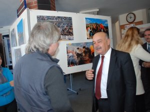 Ege’nin Türküleri-Deve Güreşleri Sergisi Didim'de Sergileniyor