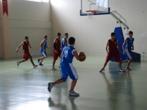 Didim’de Liselerarası Basketbol Karşılaşmaları Başladı