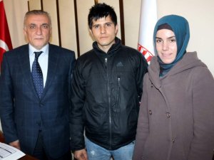 Ali Uzunırmak: BESYO’luların İstikbalini Karartılmamalı