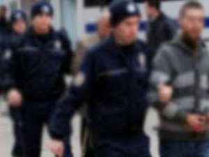 ‘Yolsuzluk ve rüşvet’ soruşturmasında 16 tutuklama