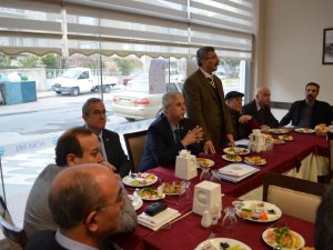 Süleyman Toyan Muhtarlarla Bir Araya Geldi