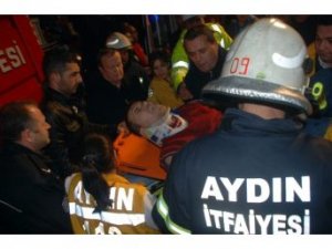İki Kamyonet Çarpıştı: 2 Yaralı