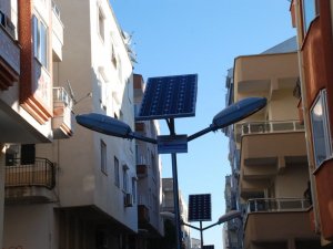 Aydınlatmalar Güneş Enerjisi Sayesinde Olacak
