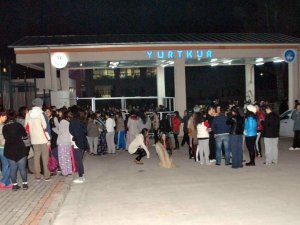 Üniversiteli Kızlar İçin Olağanüstü Toplantı