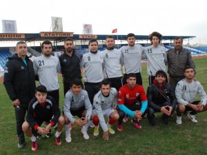 Yenihisarspor, Şampiyonluk İçin Kuşadası'na Gidiyor