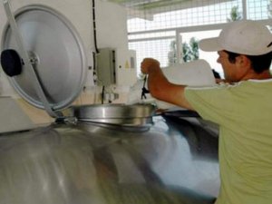 Köksal: Daha Kaliteli Süt Üretmeliyiz