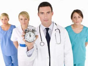 Tam Gün Yasası Yürürlüğe Girdi