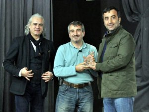 Ömer Günel, Fotoğrafçılık Eğitimine Katıldı