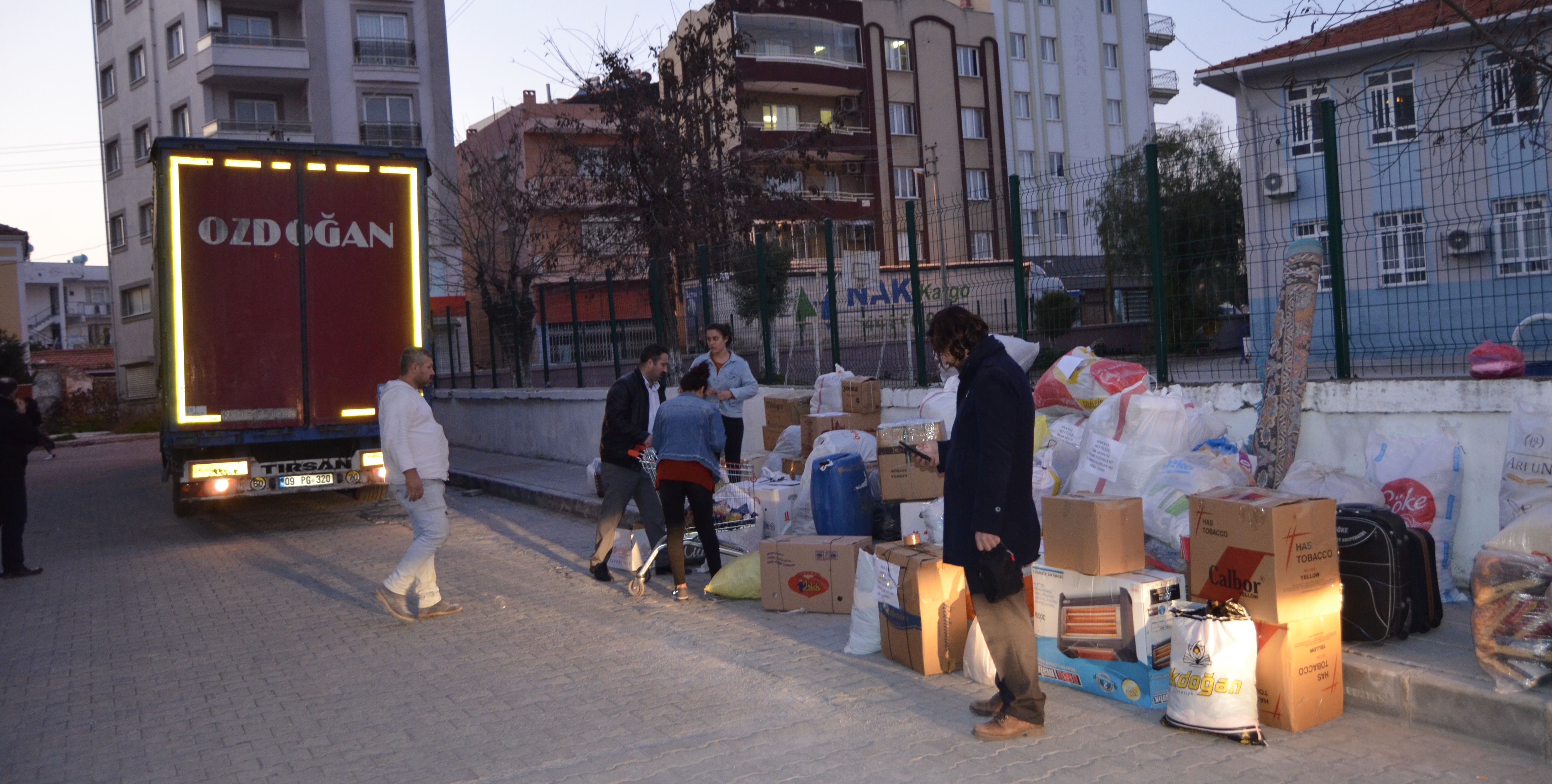 Söke'den İdlib'e yardım tırı