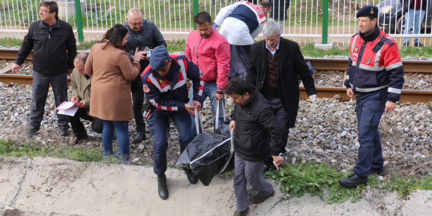 Nazilli’de tren kazası ; 1 kişi hayatını kaybetti