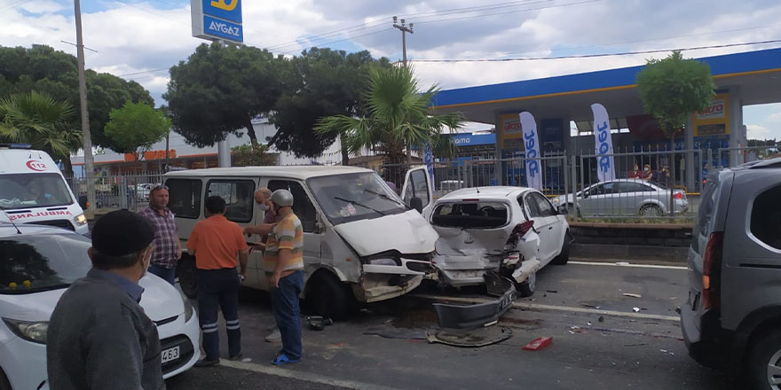 Nazilli’de Zincirleme Kaza: 1 Yaralı