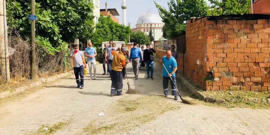 Nazilli’de yaz temizliği devam ediyor