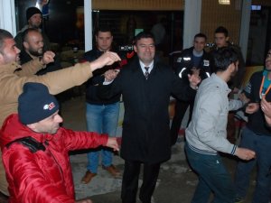 Akın, Asker Adaylarını Uğurladı