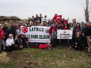 Beşparmak Dağı'na 'Latmos Milli Park Olsun' Pankartı