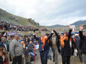 Çerçioğlu Kuyucak Deve Güreşlerine Katıldı