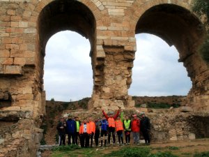 Söke'li Bisiklet Tutkunları, Aydın'lı Bisikletçilerle Buluştu