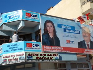 CHP’de Kamacı Afişleri Söküldü