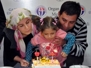 Anneden Kızına En Güzel Doğum Günü Hediyesi