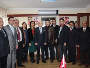 Pekgüzel’den Demokrat Parti’ye Nezaket Ziyareti
