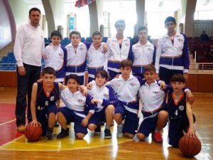 Özel Aydınlık Okulları Basketbolda İl Üçüncüsü Oldu