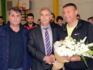 Aydınspor 1923 Futbol Takımı Öğrencilerin Konuğu Oldu