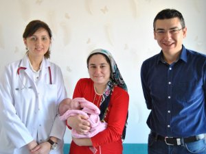 Aydın'da 6 Aylık Dünyaya Gelen Elif Naz Bebek Hayata Tutundu