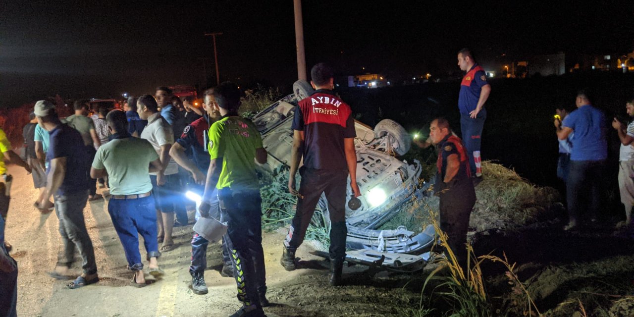 Hafif ticari araç devrildi: 5 yaralı