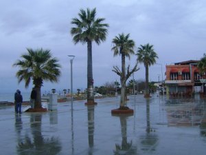 Didim’de Sağanak Yağış