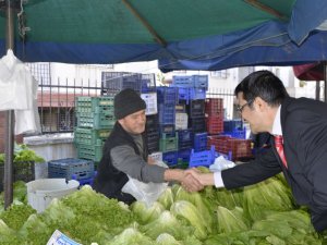 Can Karabulut, Pazar Esnafını Ziyaret Etti
