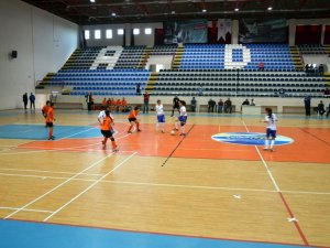 ÜNİLİG Futsal Maçları Tüm Hızıyla Devam Ediyor