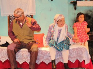 Kuyucak Tiyatro Kulübü Aydın Seyircisiyle Buluşuyor