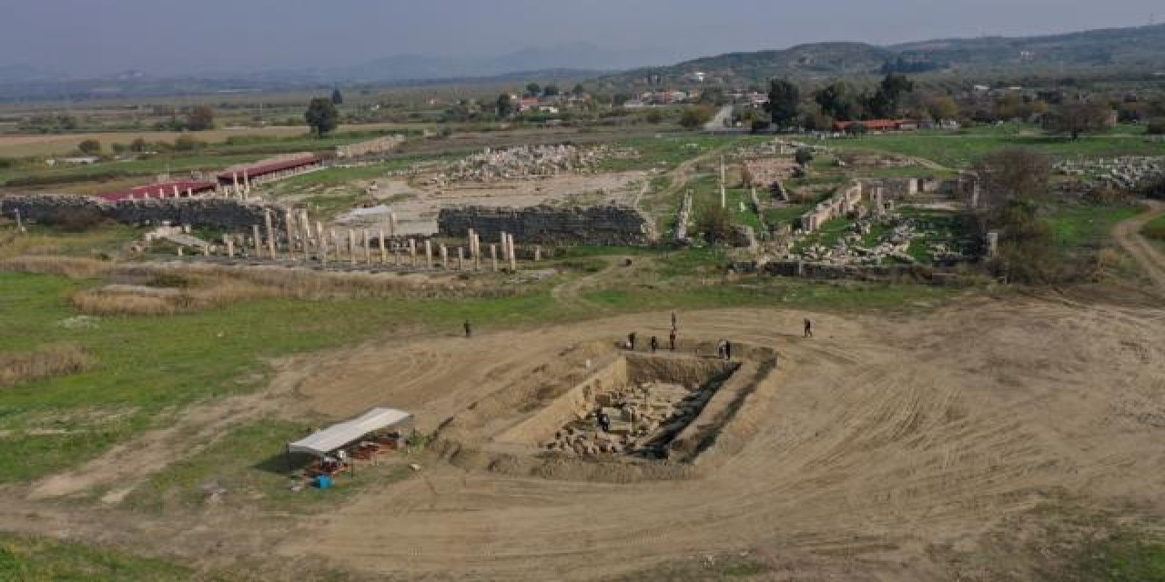 Aydın'daki antik kent Magnesia'da 'Zeus Tapınağı' ortaya çıktı