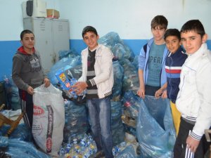 Endüstri Meslek Lisesi Öğrencilerinden Geri Dönüşüm Duyarlılığı