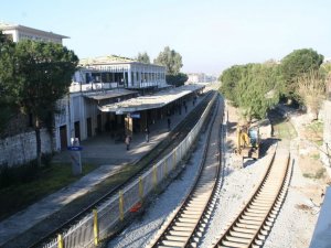 Tren Garı’ndaki Restorasyon Belediye Tarafından Durdurdu